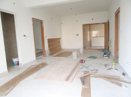 5) Li id 391 - West Facing Flat Hall.jpg
